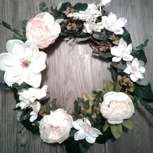 Magnolia Rustic Primitive Farmhouse Wreath Handcrafted Stunning NEW ITEM - Picture 1 of 4